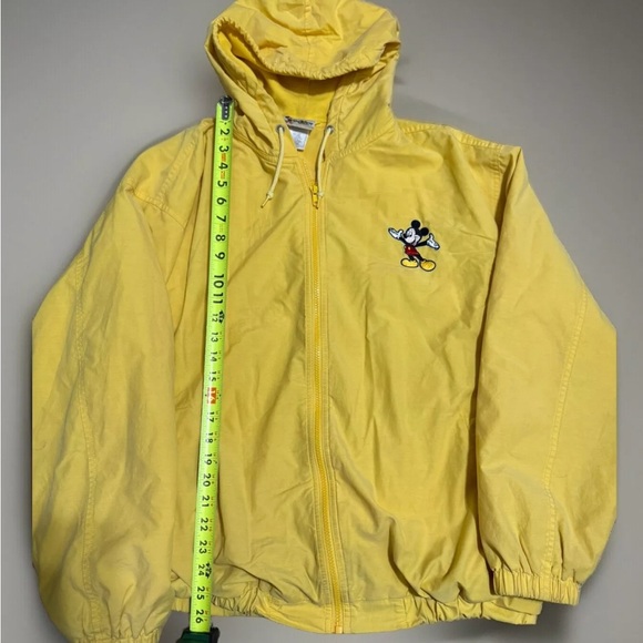 VINTAGE Walt Disney World Mickey Mouse Yellow bomber jacket Size XL‎ Extra Large - Picture 2 of 7